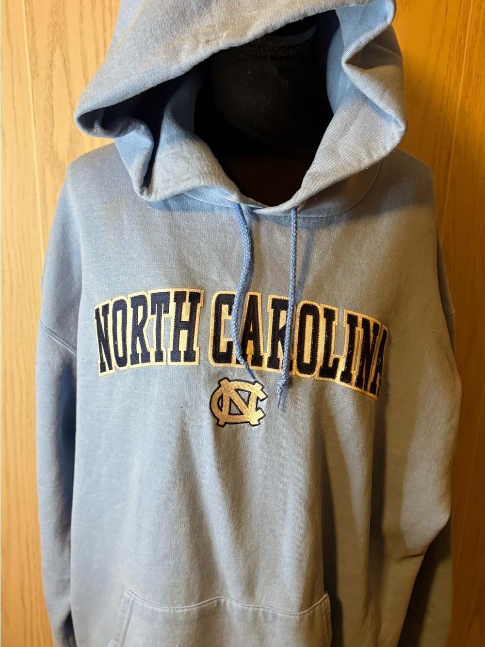 Champion Men’s XL North Carolina Hoodie